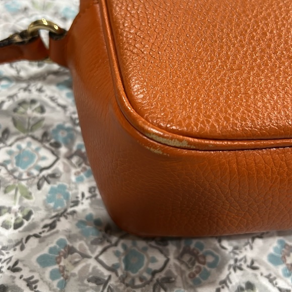 Gucci
Soho Disco Crossbody Bag Nubuck Small - Picture 7 of 15